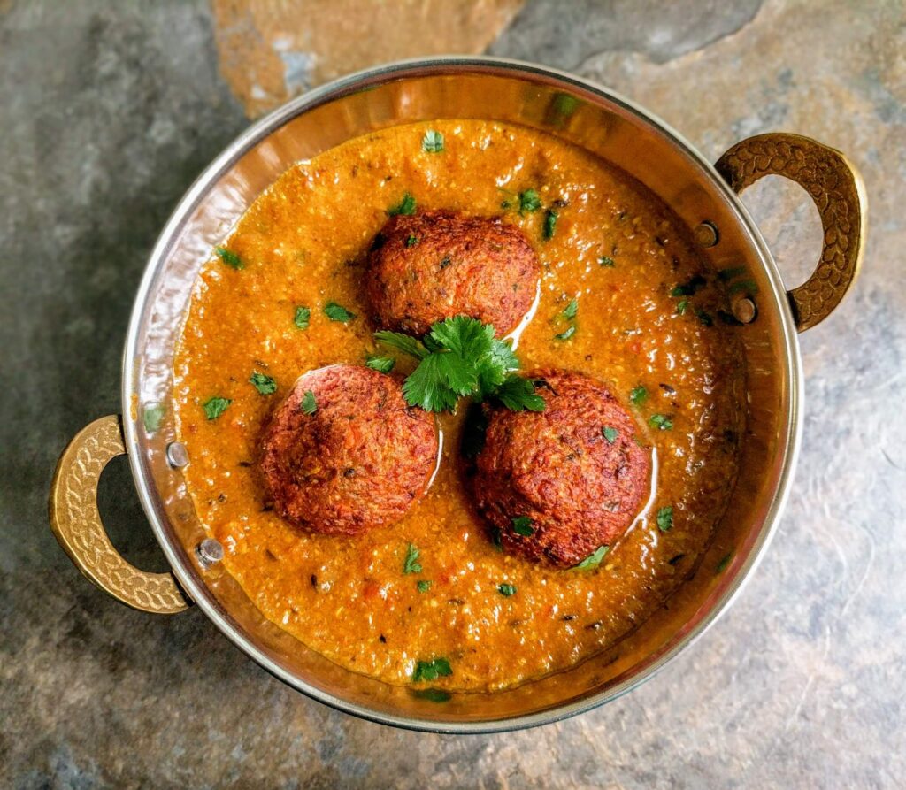 Veg kofta curry